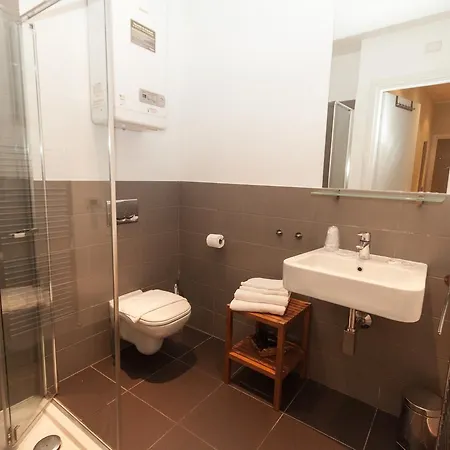 Rodrigo Lake Side Suite * Griante