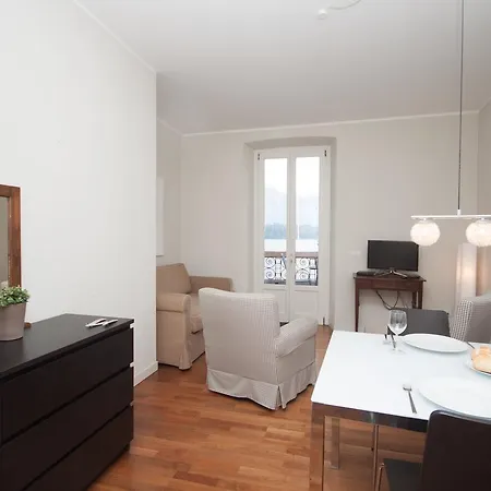 דירה Rodrigo Lake Side Suite