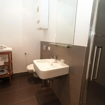 דירה Rodrigo Lake Side Suite *
